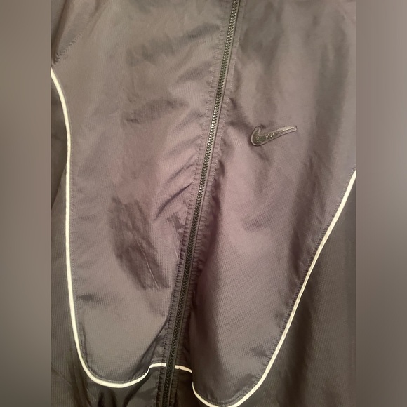 Nike Lightweight Running Jacket Full Zip Windbreaker Grey,Black,White Womens M - Picture 5 of 14